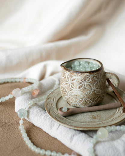 聽泉 | White tea bracelet